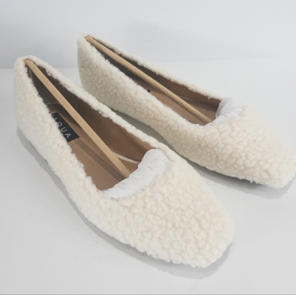 Aqua Ellie Slip On Flats Ivory - Picture 2 of 4